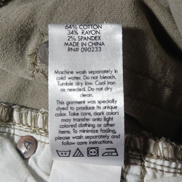 616712..Navy Green Camo Bullhead Skinny Jeans Sz 5, 24" Waist 29" Inseam 9" Rise - Picture 7 of 7